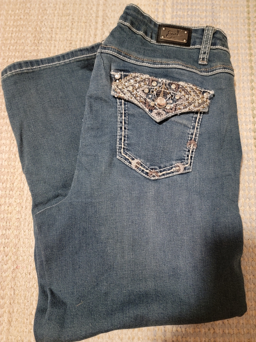Earl Jeans Women's Embellished Back Pocket Crop Jeans - Blue